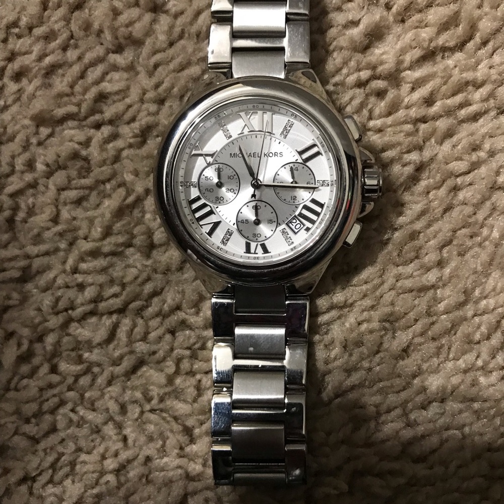 Mk watch